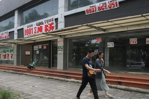 Choáng với cảnh đìu hiu tại Khu nhà giàu Phú Mỹ Hưng