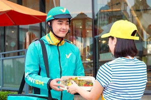Từ xe điện đến giao đồ ăn: Công ty nhà tỷ phú Phạm Nhật Vượng đang âm thầm tạo ra 1 xu hướng tiêu dùng kiểu mới