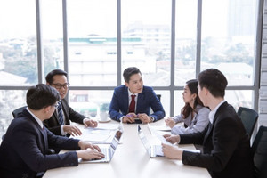 Chính thức: Công chức, viên chức không được thành lập, góp vốn và quản lý doanh nghiệp