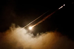 Iran phá hủy nhiều mục tiêu chiến lược ở Israel