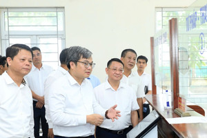 Hà Nội: Sẽ đến tận nhà hỗ trợ người già làm thủ tục hành chính