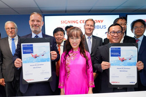 Vietjet của tỷ phú Nguyễn Thị Phương Thảo chốt đơn hàng 100 máy bay tại triển lãm hàng không lớn nhất thế giới