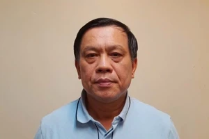 Thủ tướng tạm đình chỉ công tác Thứ trưởng Bộ Nội vụ Nguyễn Bá Hoan