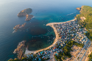Tỉnh có hơn 130 km đường bờ biển, được mệnh danh là 'thiên đường biển đảo' của Việt Nam, thu 16.000 tỷ đồng