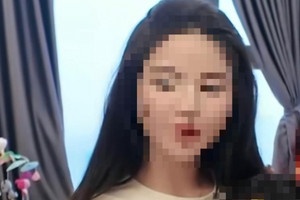 Vợ cầu thủ nổi tiếng bị tố bán hàng lậu: Bộ Công Thương chính thức vào cuộc!