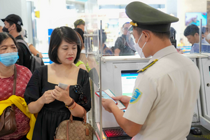 Cách làm thủ tục bay trong 1 phút với Face ID, không cần giấy tờ: Người dân lưu ý