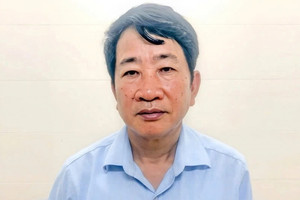 18 cán bộ của 13 bệnh viện, trung tâm y tế nhận đút lót 71 tỷ để giúp Công ty Sơn Lâm tuồn thuốc vào bệnh viện