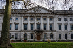 Trung Quốc muốn xây 'siêu đại sứ quán' tại London, Mỹ lập tức cảnh báo rắn