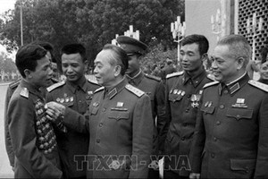Anh hùng duy nhất Việt Nam được công nhận là ‘Vua mìn’, 53 lần được tặng danh hiệu dũng sĩ diệt Mỹ, sau này là Thứ trưởng, Tổng Biên tập