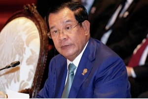 Thư ký Thủ tướng Thái Lan đệ đơn khiếu nại ông Hun Sen