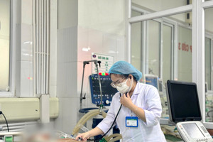 Bác sĩ Bệnh viện Bệnh Nhiệt đới Trung ương cảnh báo nguy cơ tử vong vì một thứ hàng triệu người Việt Nam đang tiêu thụ