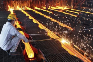 Thép HRC Trung Quốc lách thuế tràn vào Việt Nam, Hòa Phát (HPG) kiến nghị mở rộng điều tra