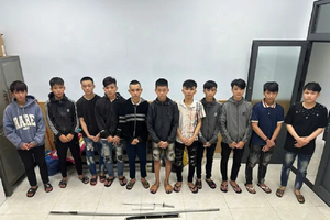 Công an khởi tố, bắt tạm giam 8 người
