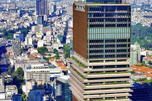 Cận cảnh vườn treo trên không của tòa nhà chọc trời cao thứ 3 thành phố giàu nhất Việt Nam