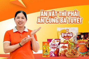 Từ người nông dân nghèo nợ nần trở thành hiện tượng mạng: Đế chế ăn vặt của Bà Tuyết Diamond đã khép lại?
