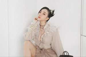 Vợ chồng hot mom 7 con nổi đình đám 'Cún Bông' Vũ Hồng Phúc vừa bị khởi tố kinh doanh mặt hàng gì?