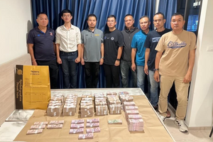 Khám xét, tịch thu hơn 31 tỷ tiền mặt giấu dưới gầm giường một căn chung cư