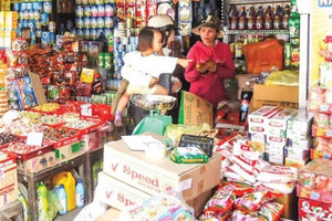 Phó Tổng Thư ký Hội Tư vấn thuế Việt Nam: Hộ bán rau ngoài chợ không thuộc diện bắt buộc nộp thuế