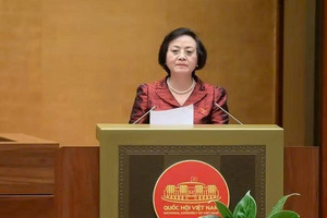 Tin quan trọng: Chính thức xóa bỏ hình thức kỷ luật giáng chức và hạ bậc lương đối với công chức