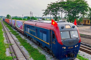 3 doanh nghiệp Nhà nước của Trung Quốc muốn cùng Việt Nam làm dự án đường sắt, cảng biển, vành đai quy mô