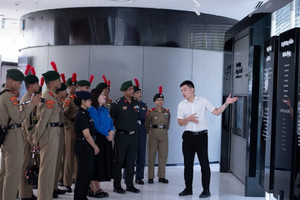 Sang Việt Nam công tác, lãnh đạo Ấn Độ sử dụng cả tiếng Việt, có nhận xét thẳng thắn về Tập đoàn Viettel
