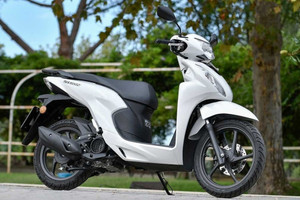 Xe tay ga quốc dân tại Việt Nam giá chưa đến 40 triệu, sang trời Âu đội lên hơn 100 triệu đồng