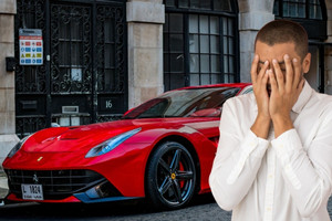 Khách mua Ferrari 14 tỷ bị 'giam tiền' 3 năm, đại lý tuyên bố 'muốn hoàn tiền thì tự bán xe'