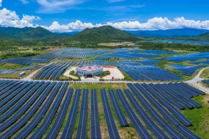 Sau điện hạt nhân, Ninh Thuận muốn 'thắp sáng' cả nước bằng năng lượng tái tạo