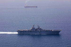 Tàu qua eo biển Hormuz đua nhau tự nhận ‘quốc tịch Trung Quốc’ để tránh đòn