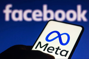 Meta lý giải sự cố khiến hàng loạt nhóm Facebook bị xóa sổ