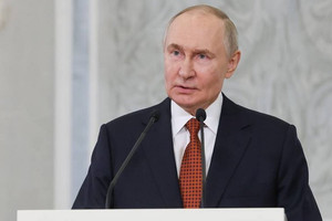 Tổng thống Nga Putin bày tỏ sẵn sàng gặp ông Trump