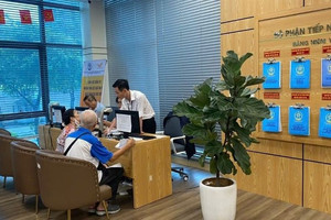 Thông báo quan trọng liên quan đến thủ tục giấy tờ, người dân tại một số quận nội thành Hà Nội lưu ý!