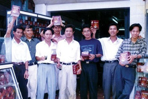 ‘Vua cà phê’ Đặng Lê Nguyên Vũ từng bỏ ngang đại học, khởi nghiệp từ 100 nghìn đồng và chiếc xe đạp cà tàng