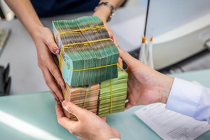 Chính thức giảm 50% đối với 46 nhóm phí, lệ phí đến cuối năm 2026: Hỗ trợ người dân, doanh nghiệp hơn 3.000 tỷ đồng