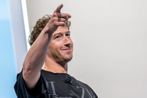 Mark Zuckerberg tung tiền tỷ săn nhân tài AI, cổ phiếu Meta lập đỉnh lịch sử