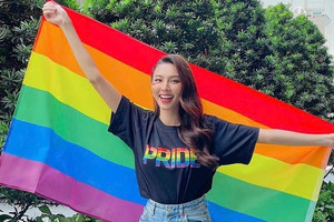 Hoa hậu Thùy Tiên bất ngờ 'xuất hiện' sau hơn 1 tháng bị Bộ Công an bắt tạm giam