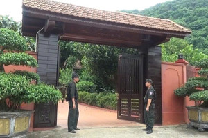 Gia tài 'khủng' của trùm giang hồ vừa bị công an phong tỏa tài sản: Bất động sản, trang trại 34ha như resort, nuôi cả lạc đà nhập khẩu