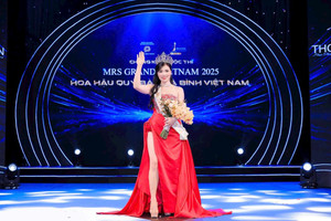 Nữ Thạc sĩ vừa đăng quang hoa hậu, đang công tác tại Bộ Khoa học và Công nghệ, chồng từng là một trong ba Giáo sư trẻ nhất Việt Nam