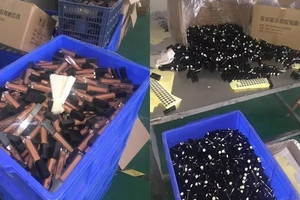 Triệt phá 2 kho hàng giả, thu giữ khẩn cấp gần 1,8 triệu sản phẩm mỹ phẩm kém chất lượng, tổng trị giá 360 tỷ đồng