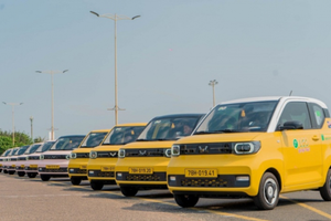 Tiến vào thánh địa của Xanh SM và Grab, hãng taxi điện non trẻ chinh phục 500.000 khách nhờ chiến lược giá, chia 90% cho tài xế