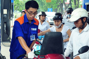 Giá xăng ngày mai có khả năng giảm mạnh