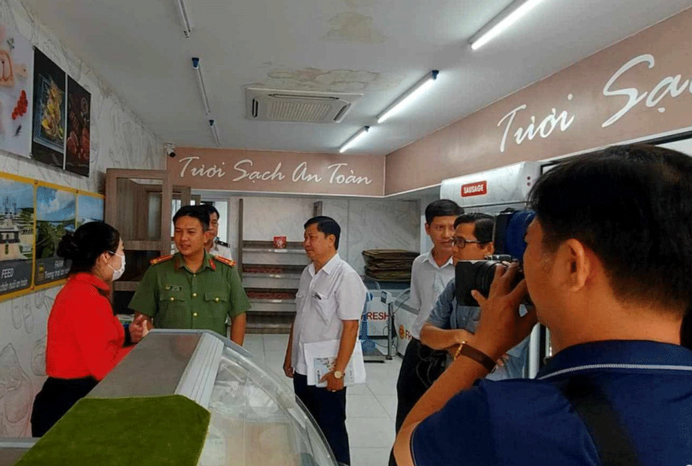 Vì sao không khởi tố vụ C.P. Việt Nam bị tố bán thịt heo bệnh?