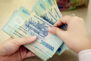 Chỉ còn hơn 1 tháng nữa: 2 nhóm cán bộ, công chức được nhận thêm 5 triệu đồng/tháng ngoài lương