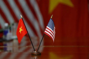 Mỹ phát tín hiệu cắt giảm đáng kể thuế đối ứng cho hàng Việt, nhà đầu tư nên hành động thế nào?