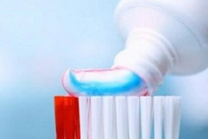Thu hồi 2 sản phẩm kem đánh răng Aquafresh