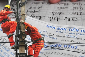 Hóa đơn điện Hà Nội tăng vọt, người dân than trời, EVNHANOI chỉ rõ thủ phạm