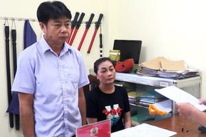 Khám xét nơi ở, khởi tố vợ chồng giám đốc Võ Khắc Huy