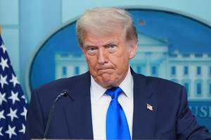 Nóng: Ông Trump tuyên bố mức thuế cao nhất có thể lên đến 70%, yêu cầu các quốc gia thanh toán từ 1/8
