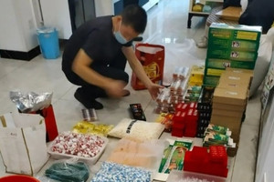Khởi nguồn từ 2 cửa hàng, phanh phui đường dây thuốc giả 36 tỷ: Thành phần rẻ bèo nhưng ‘cộp mác’ 4.500 hộp thuốc cao cấp