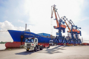 Công ty sở hữu đội tàu container lớn nhất Việt Nam chính thức mở tuyến tới Liên Vân Cảng – Trung Quốc